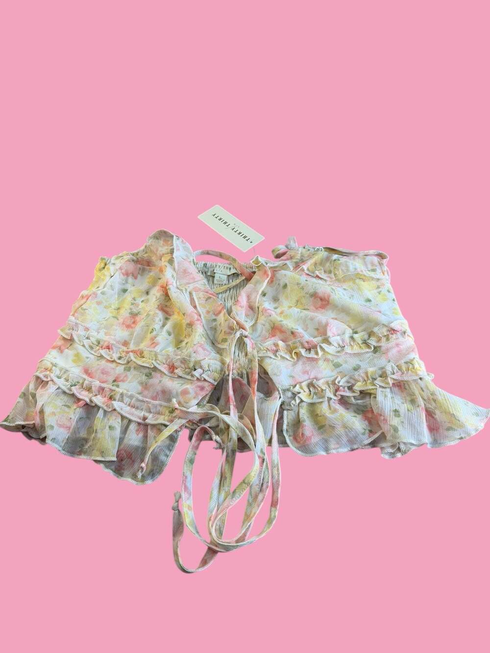 Thirty/Thirty LA Floral Ruffle Tie-Front Crop Top L